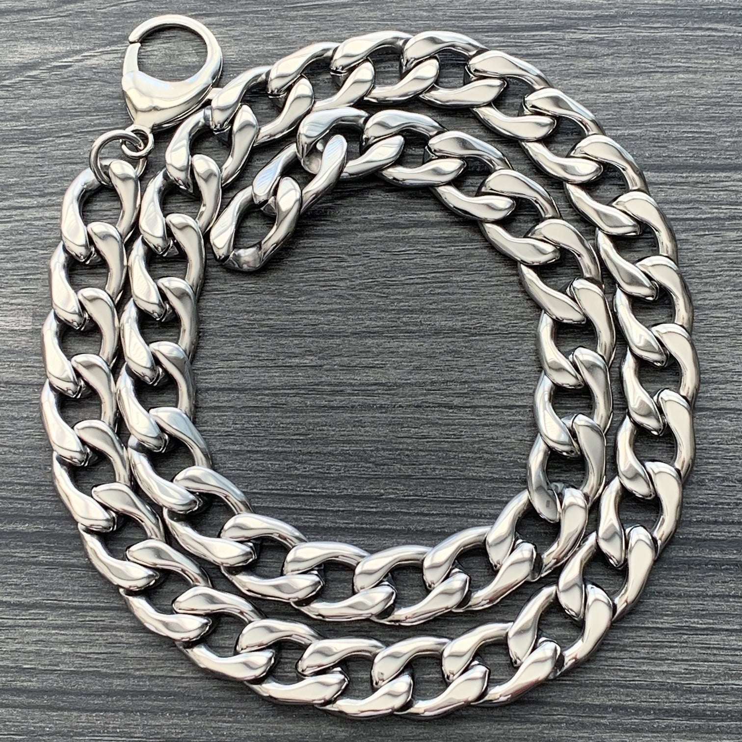 'ANCHOR' Chain