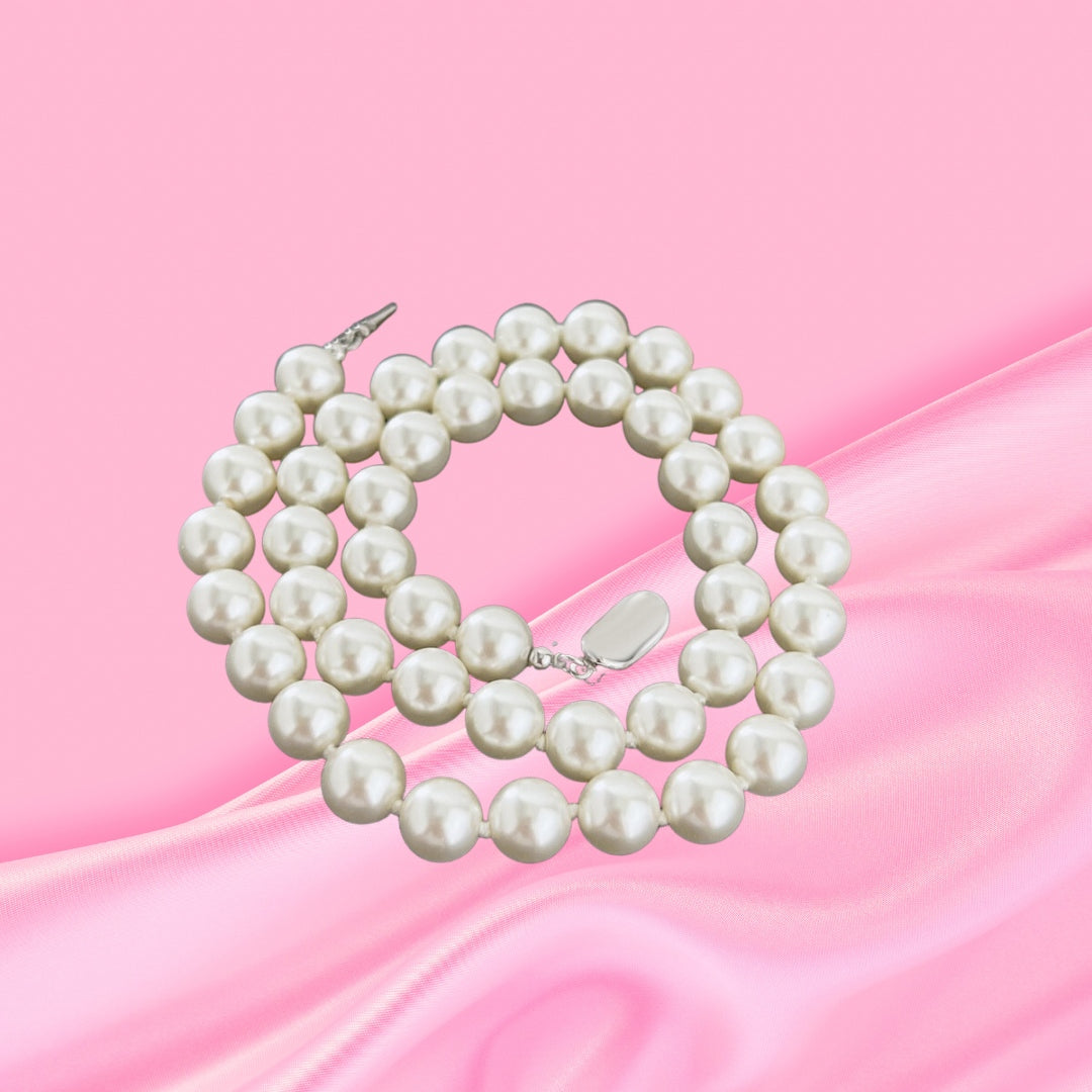 Privé Pearl Necklace