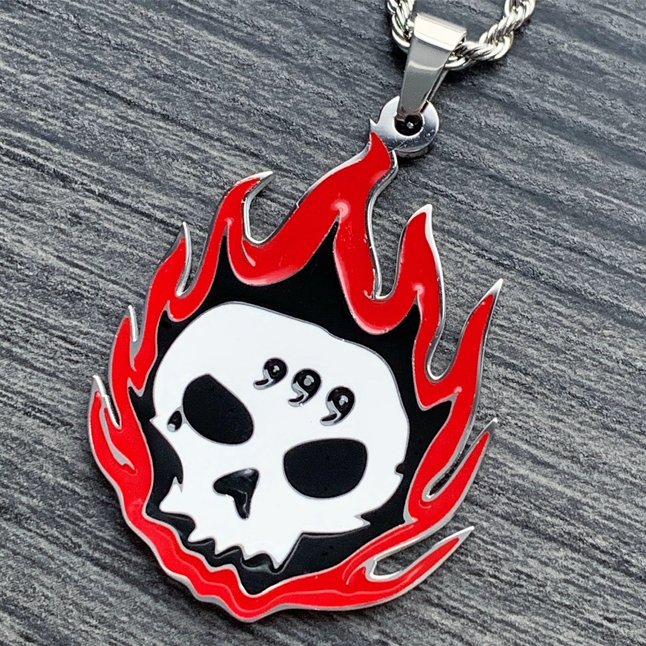 'Flaming 999 Skull' Necklace