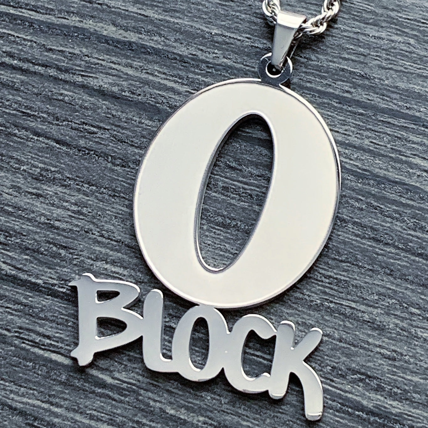 Etched 'O Block' Necklace