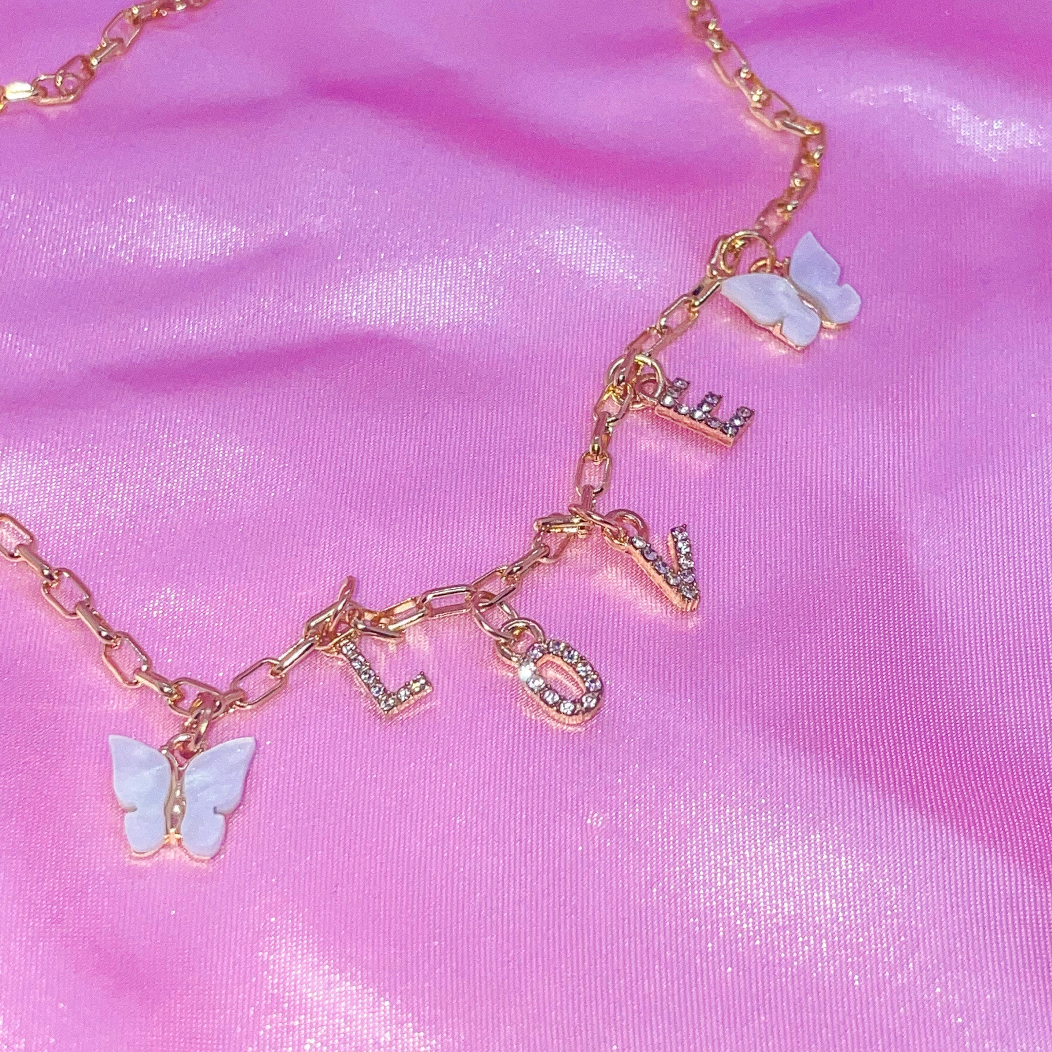 Angel Love Necklace Gold