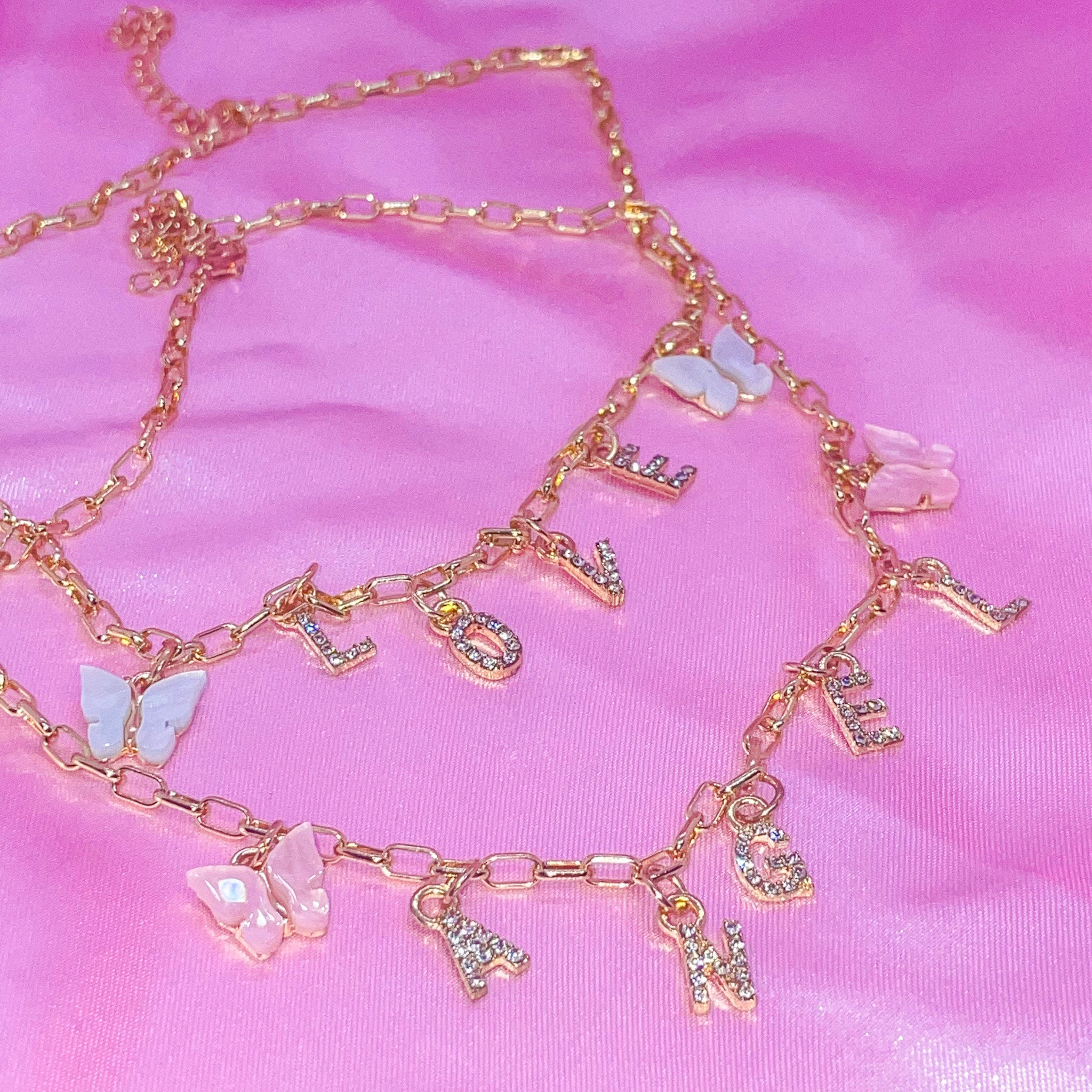 Angel Love Necklace Gold