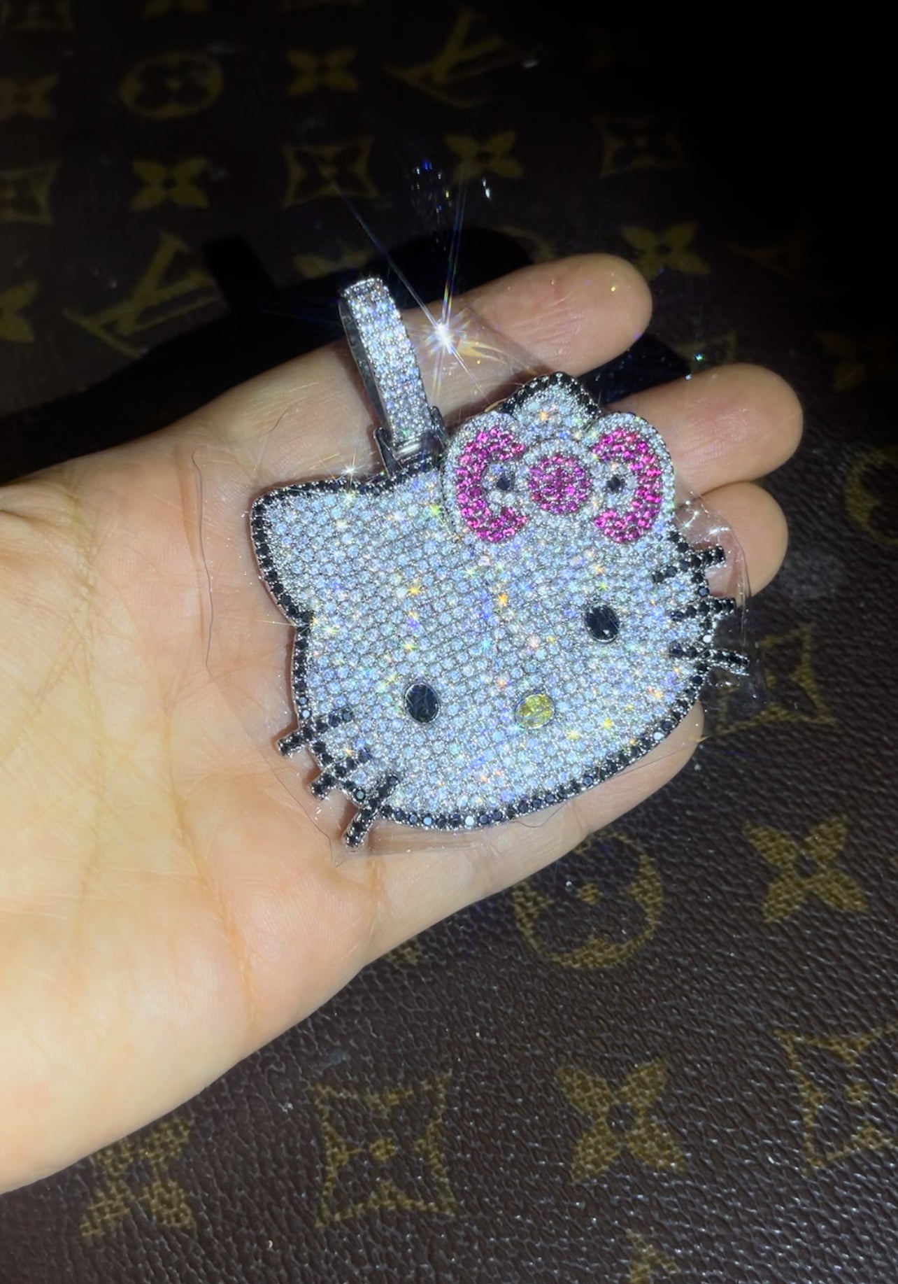 Hello Kitty Pendant - Rose Gold