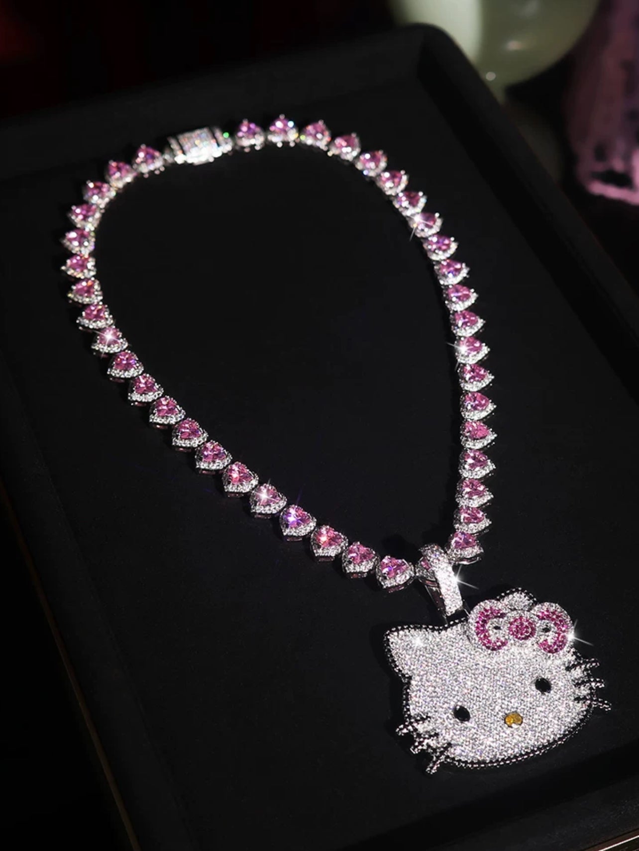 Hello Kitty Pendant - Rose Gold