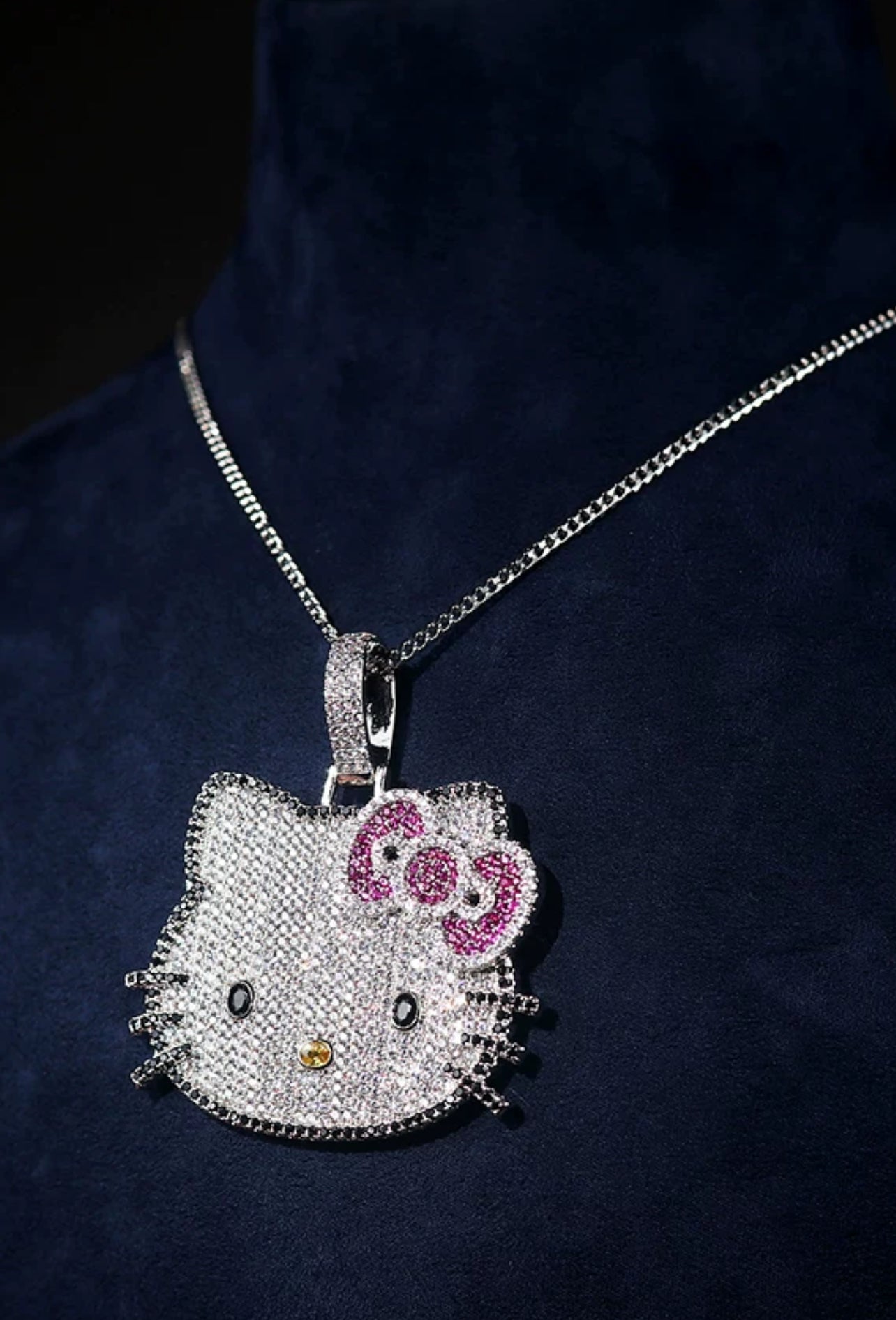 Hello Kitty Pendant - Rose Gold