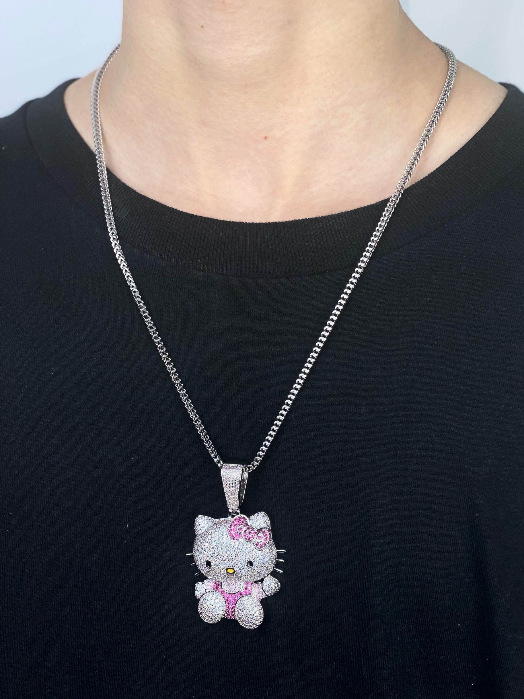 Hello Kitty Pendant