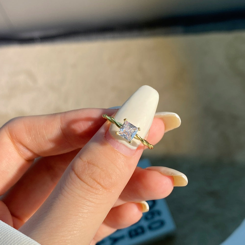 Privé Harmony Ring