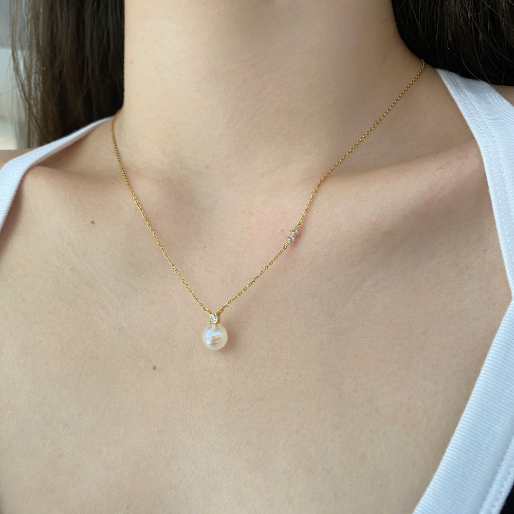 Privé Pearl Aura Necklace