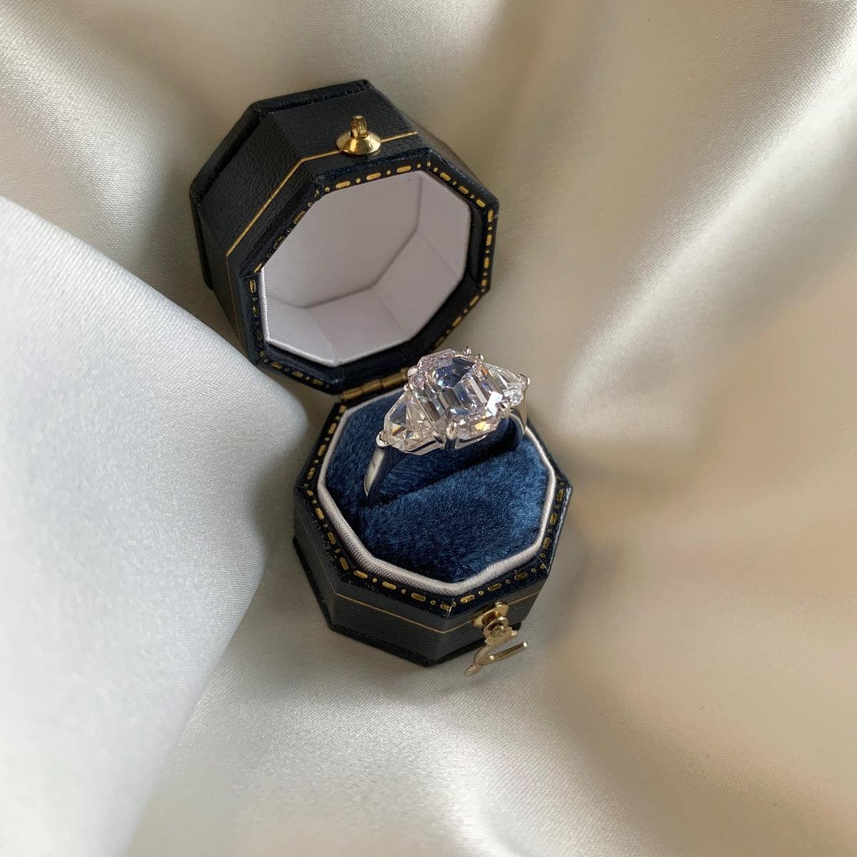 Privé Symphony Ring