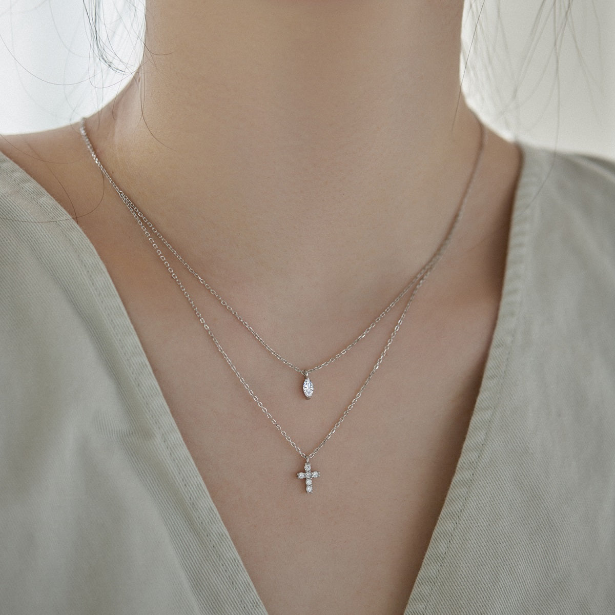 Privé Duo Cross Necklace