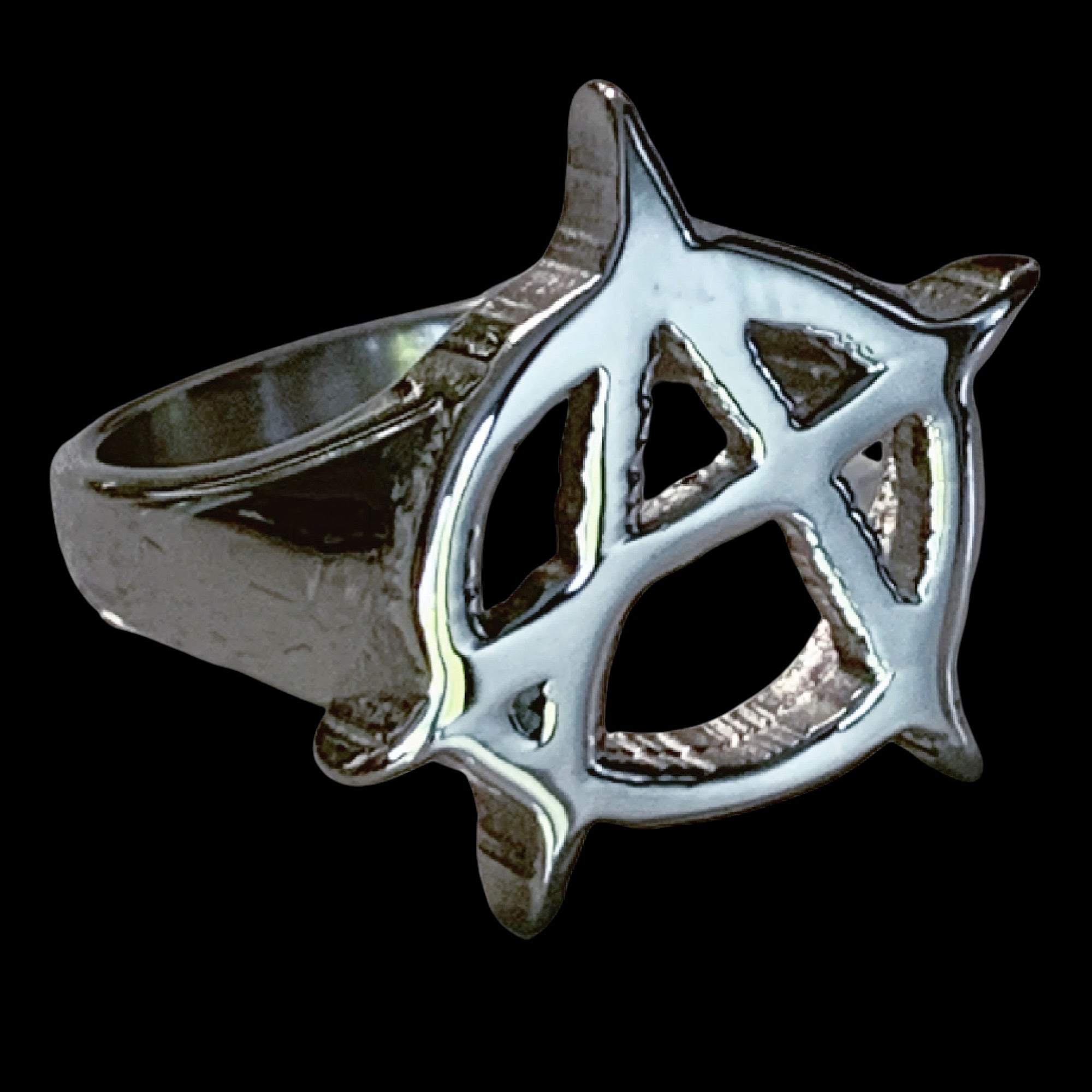 'Anarchy' Ring