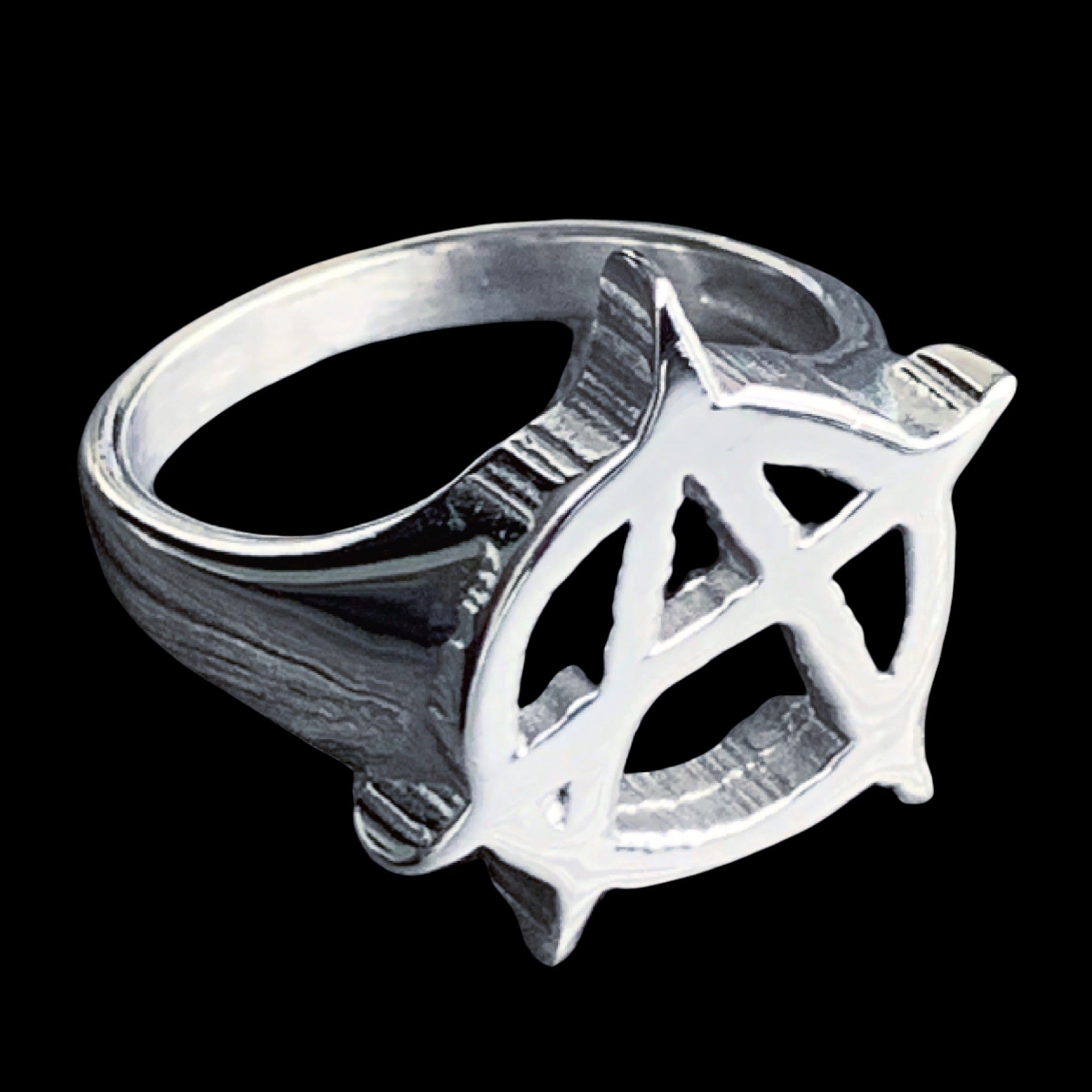 'Anarchy' Ring