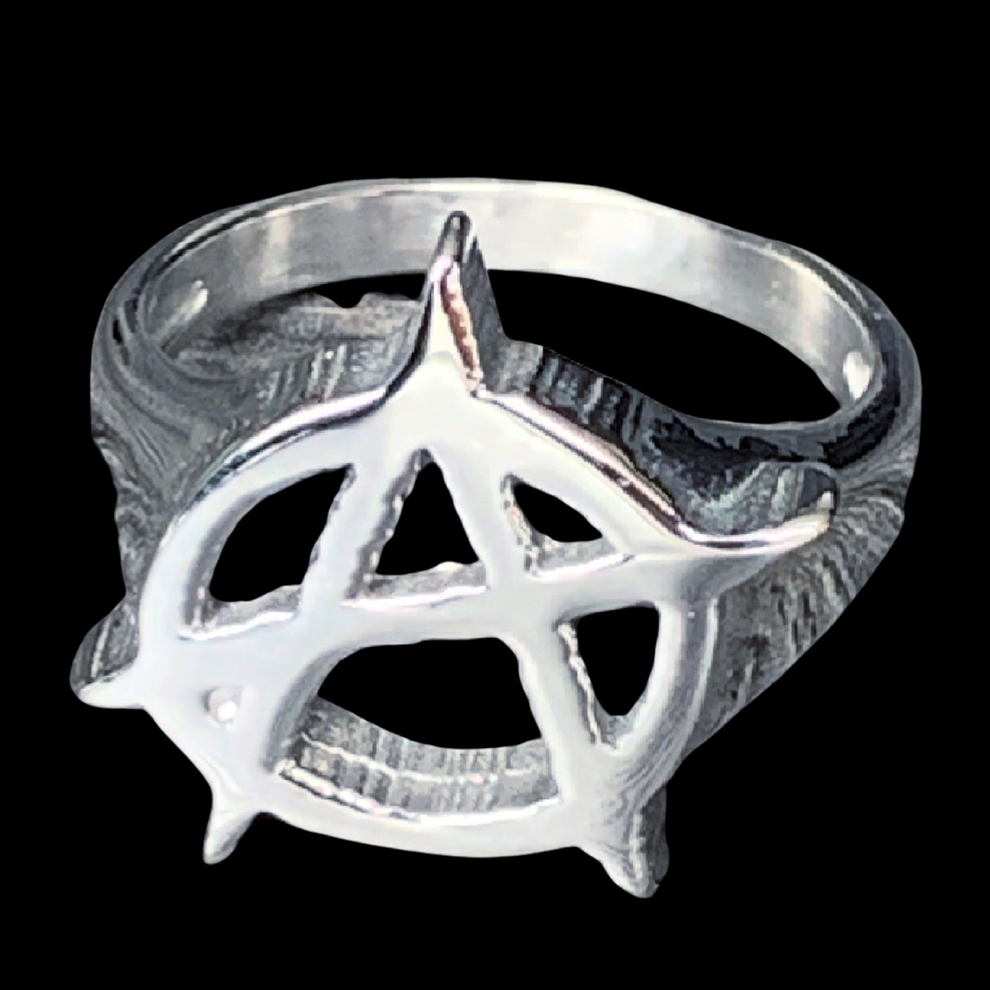 'Anarchy' Ring