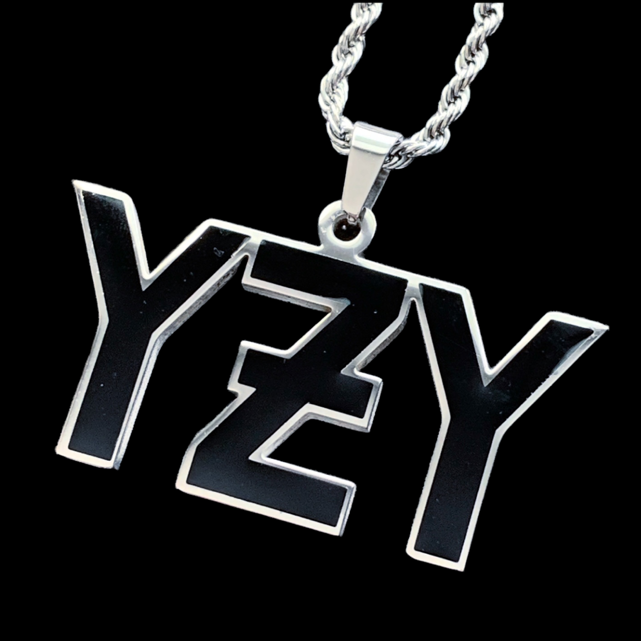 Black 'YƵY' Necklace