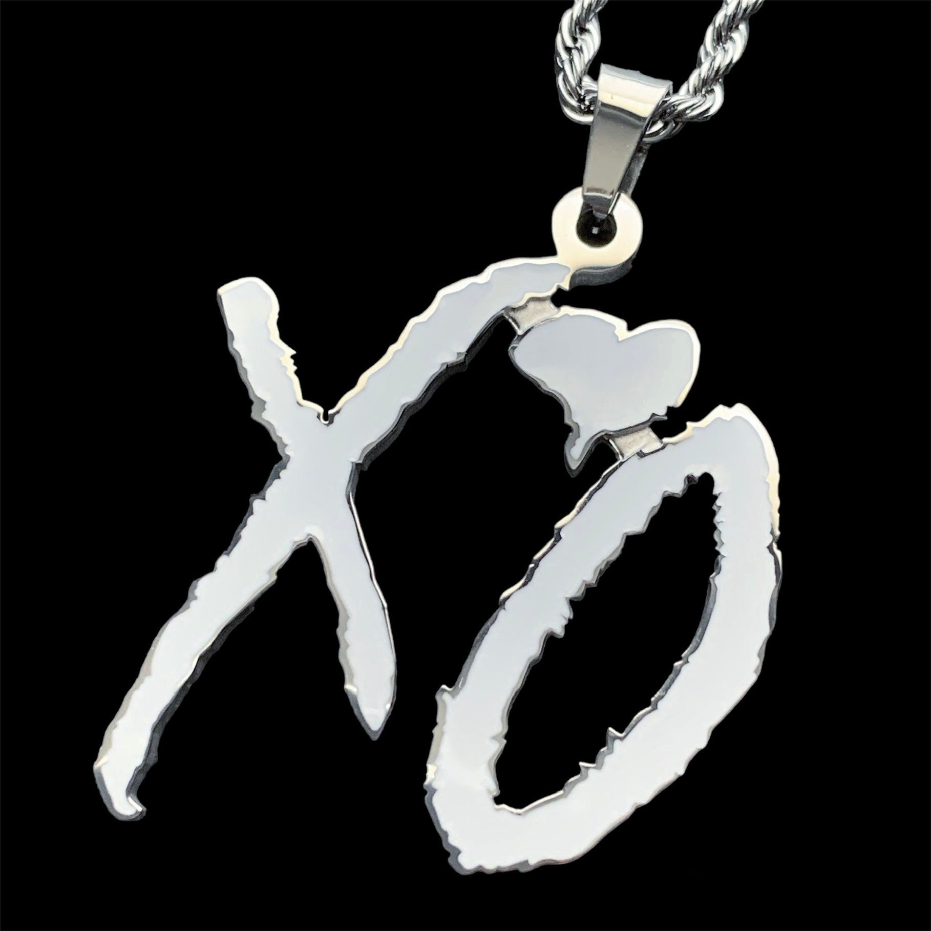 White 'XO' Necklace